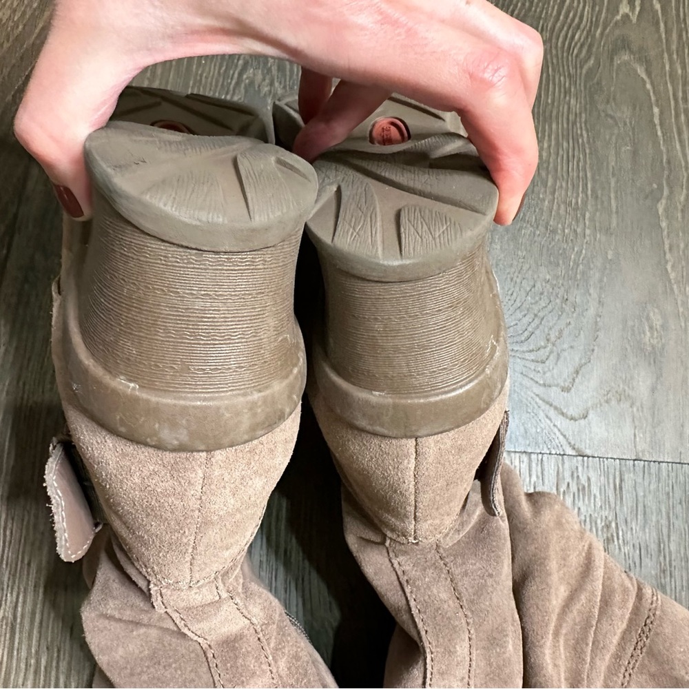Naturalizer Nina Taupe Suede Faux Shearling Lined Wedge Slouchy Boots Size 9 - Picture 6 of 8
